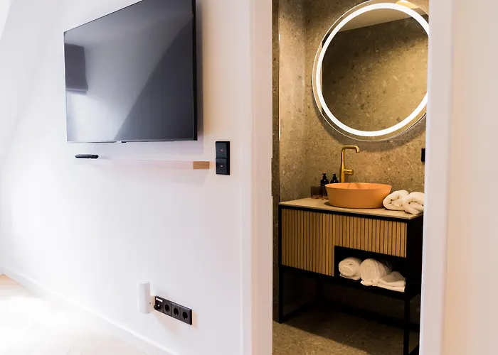 Bob W Munich Airport - Peterhof Appart hôtel 4*
