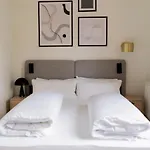 Bob W Munich Airport - Peterhof Appart hôtel