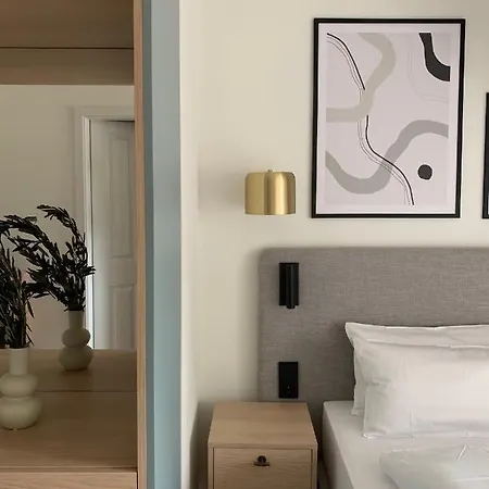 Bob W Munich Airport - Peterhof Lejlighedshotel Freising