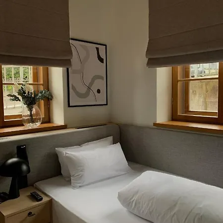 Aparthotel Bob W Munich Airport - Peterhof 4*