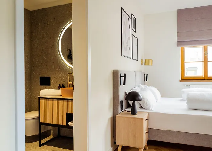 アパートホテル Bob W Munich Airport - Peterhof 4*